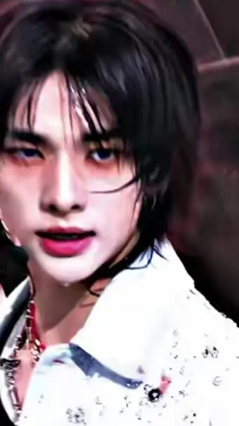 ai character: •~hwang hyunjin ~• background
