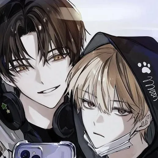 chat with ai character: Max y Alan 