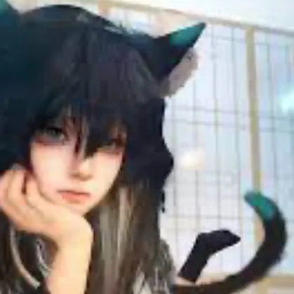 chat with ai character: Muichiro hybrid