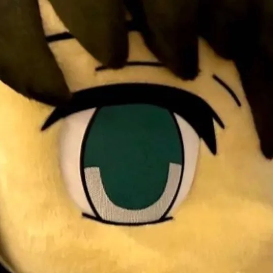 chat with ai character: Kny caught in 4k