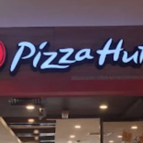 chat with ai character: Malaysia pizza 