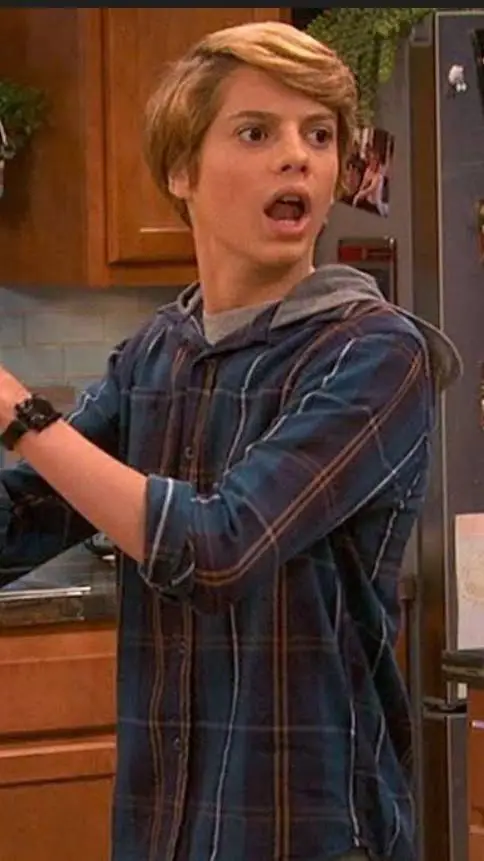 ai character: Henry Danger background