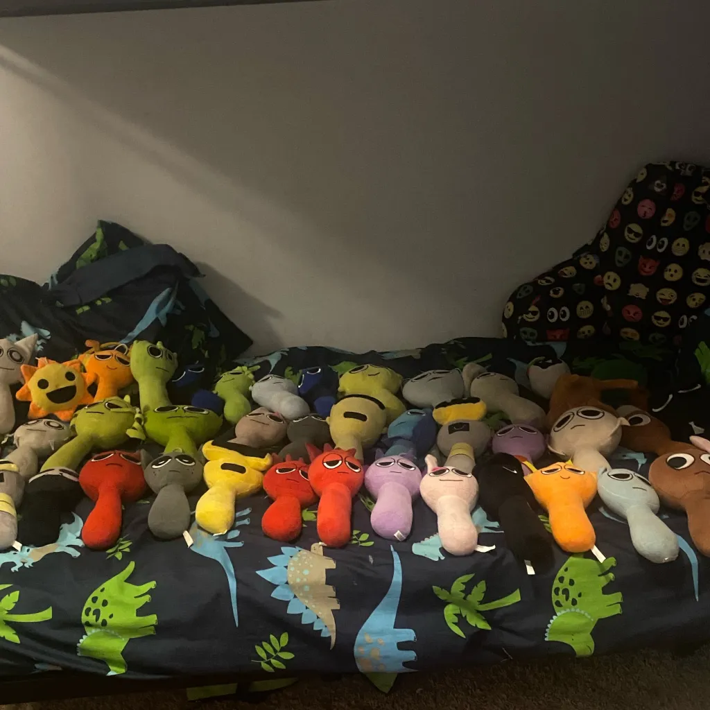 chat with ai character: Simon 