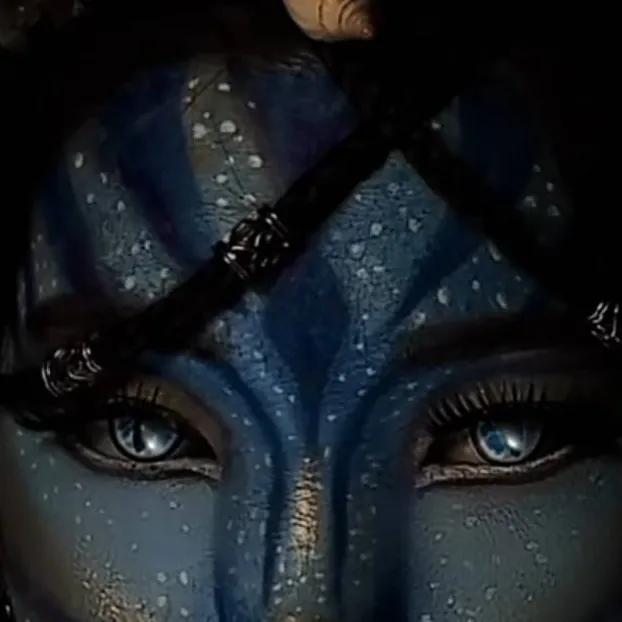 chat with ai character: Al caer el sol.✨