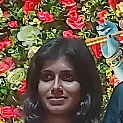 chat with ai character: Sneha