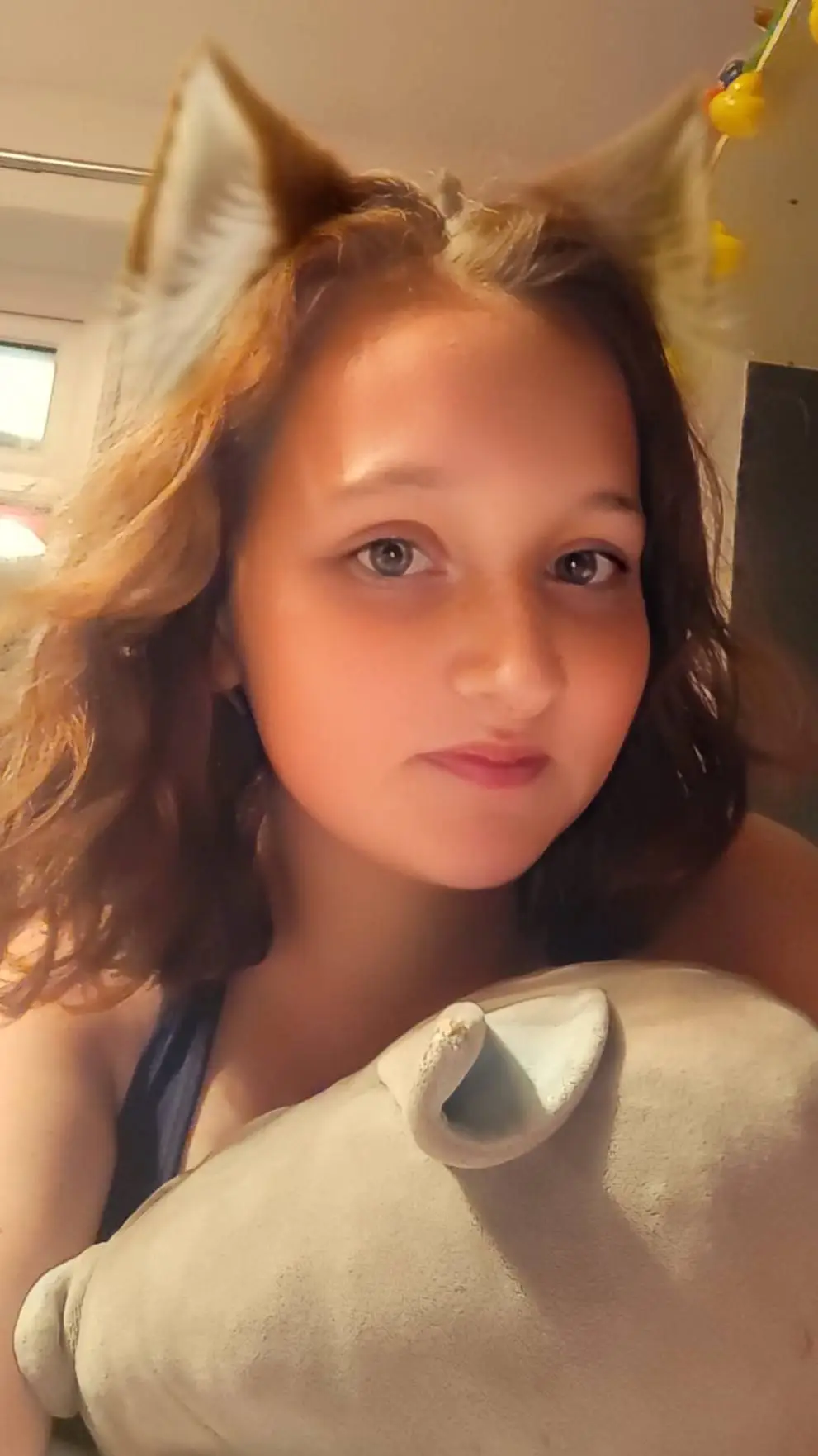 ai character: maisie background