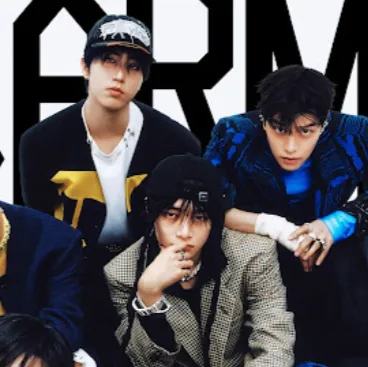 chat with ai character: !Stray kids!