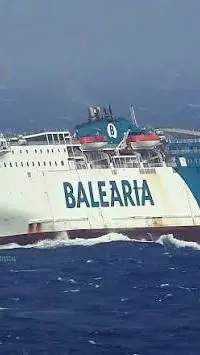 ai character: ciudad de mahon  background