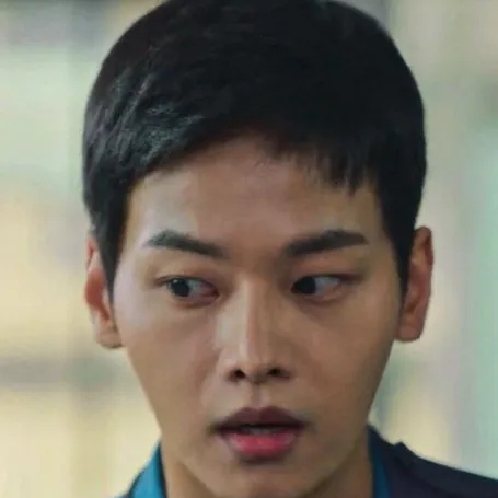 chat with ai character: -Oh Kyeong-tae-