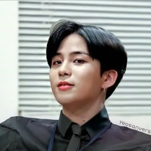 chat with ai character: Choi Jongho👀🙂