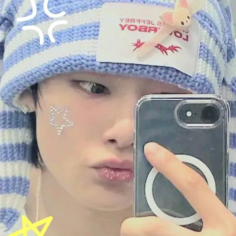 chat with ai character: ~★ㅑ.ㅜ★~