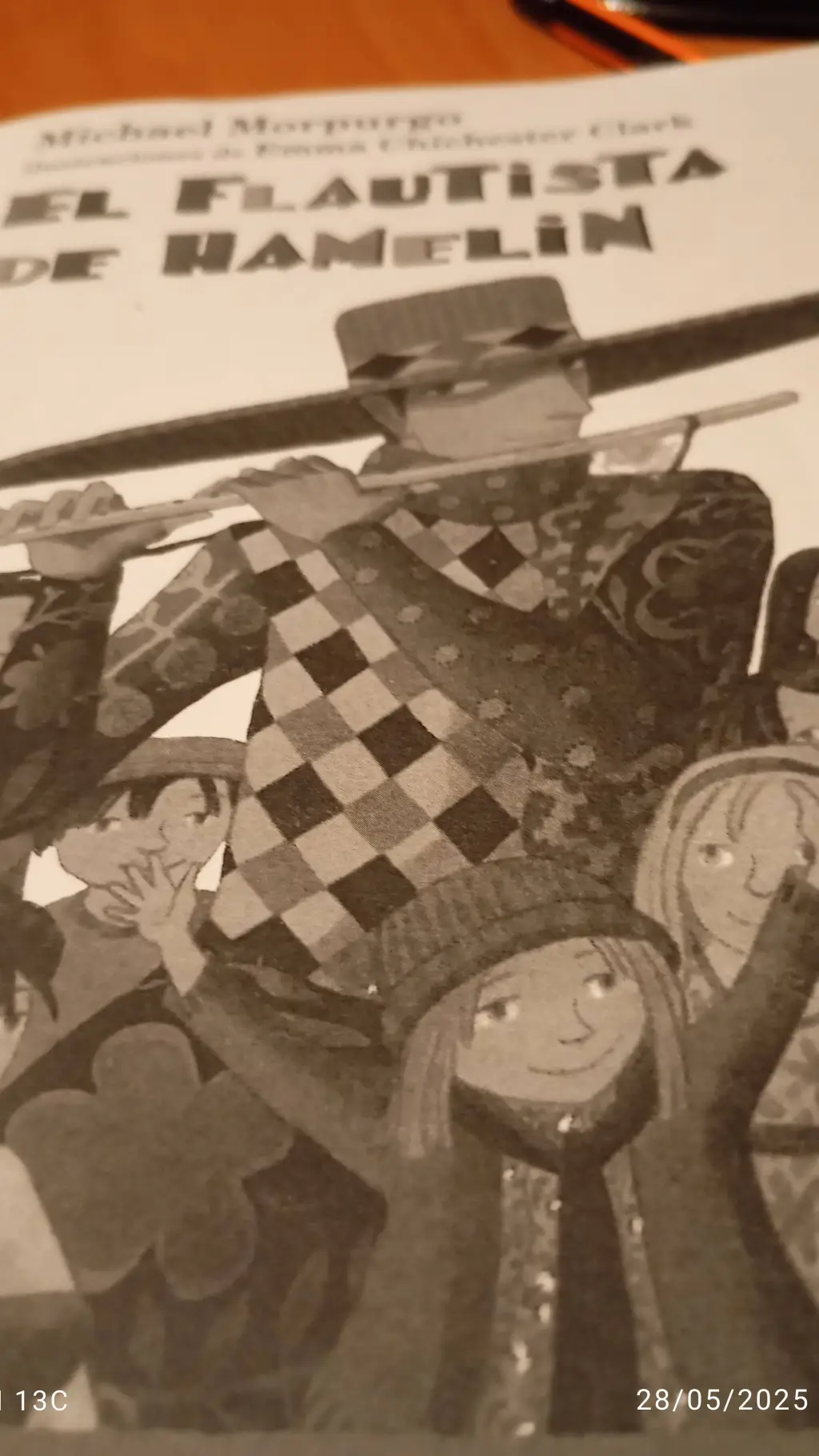 ai character: El flautista de H2 background