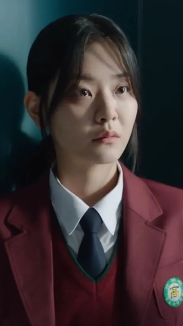 ai character: Seulgi  background