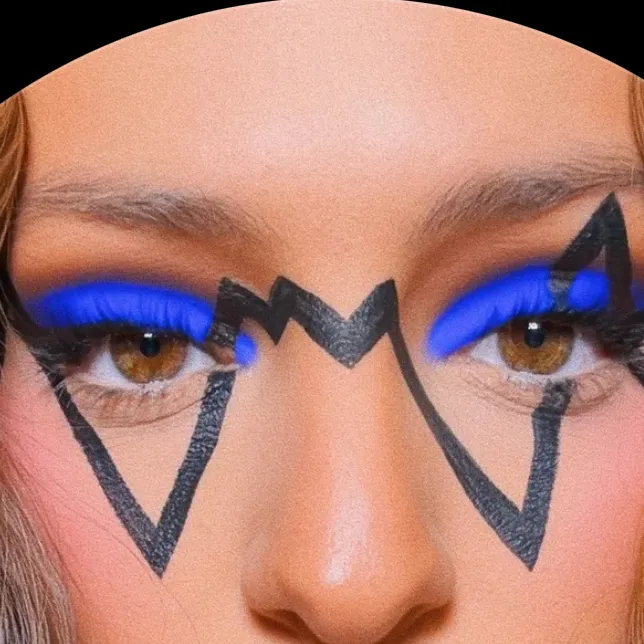 chat with ai character: Brianna Mazzola 