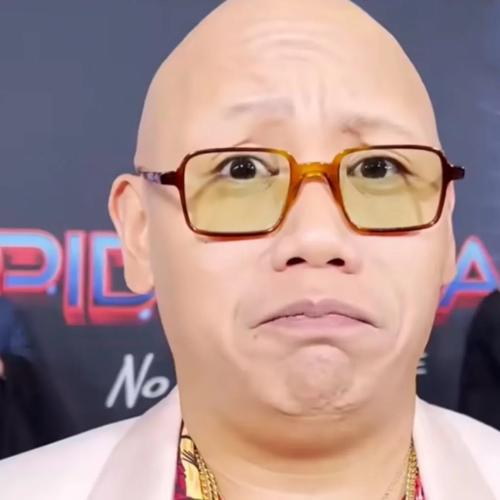 chat with ai character: Jacob batalon 