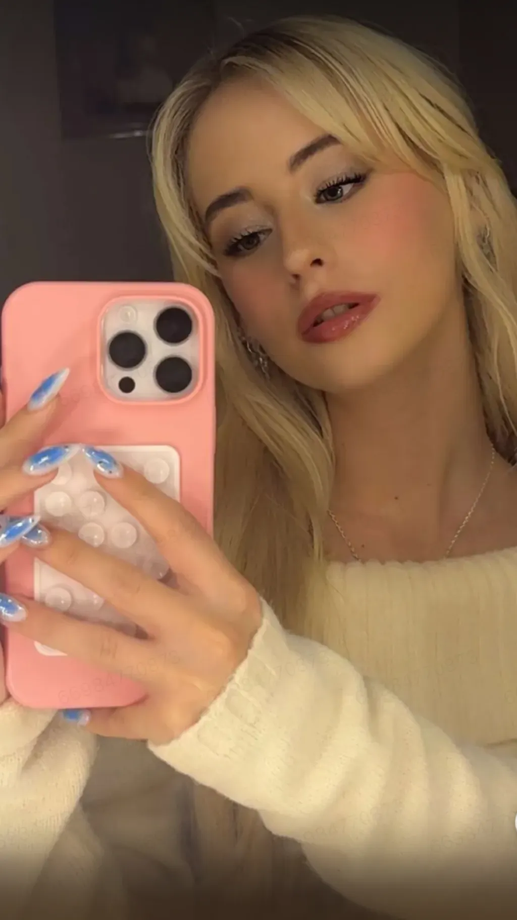 ai character: Mary background