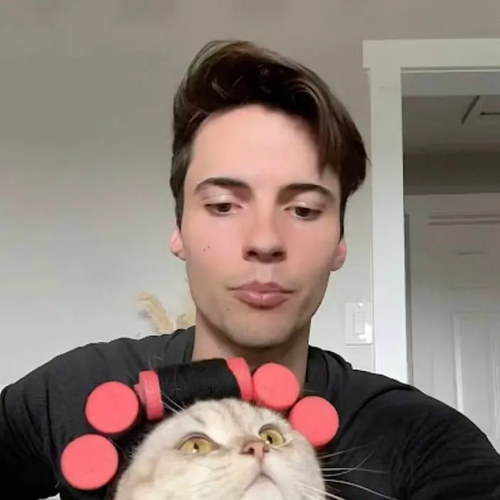 chat with ai character: Jared And Milo