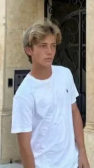 ai character: Collin  background