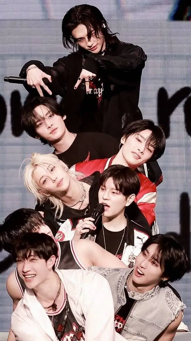 ai character: straykids housee background