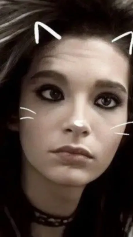 ai character: Bill Kaulitz  background