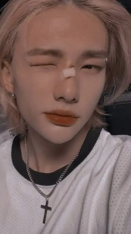 ai character: Hyunjin background