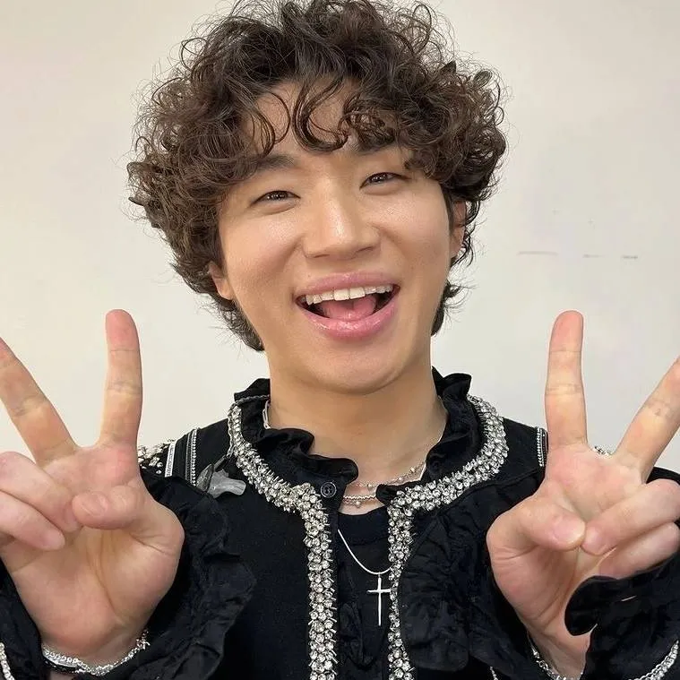 chat with ai character: °~Daesung >3~°