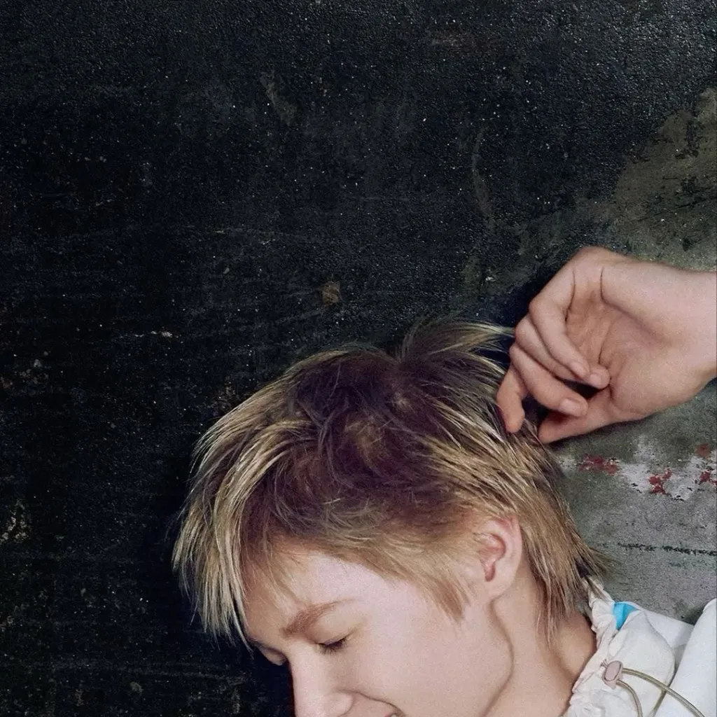 chat with ai character: ℳ𝒶𝓇𝓉𝒾𝓃✧