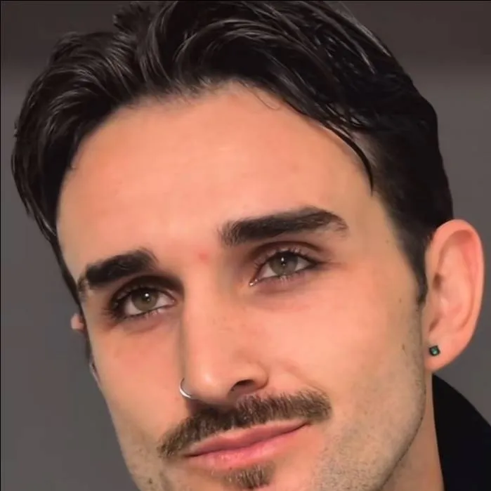 chat with ai character: Killian Jones