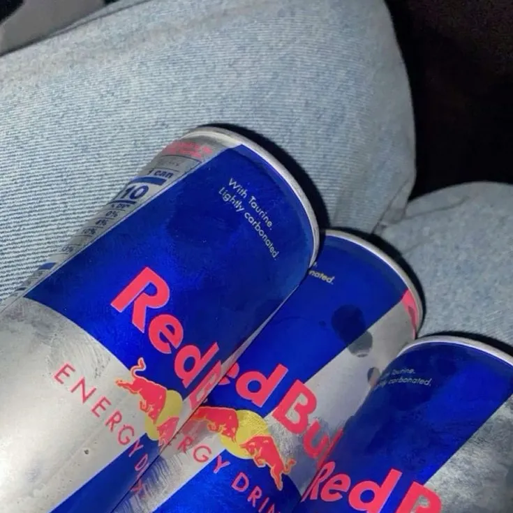 chat with ai character: Melko 