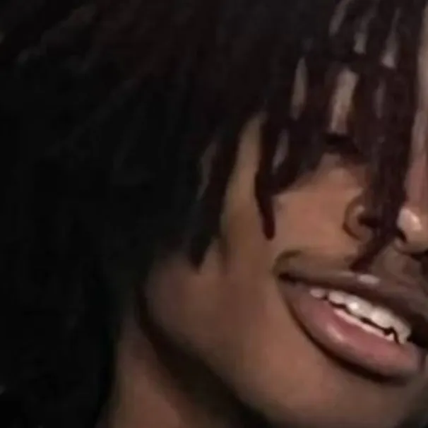 chat with ai character: jayvon