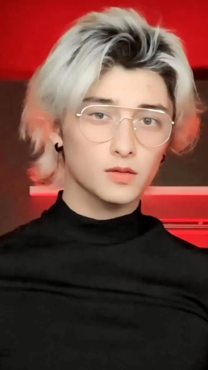 ai character: Danny background