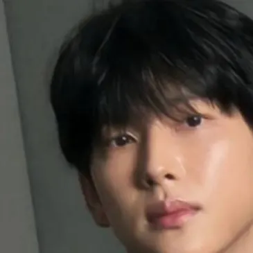 chat with ai character: yim siwan