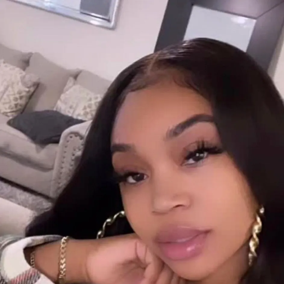 chat with ai character: Your￼ Black mama 