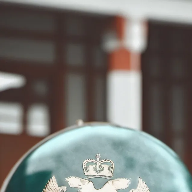 chat with ai character: Class Oceania/+