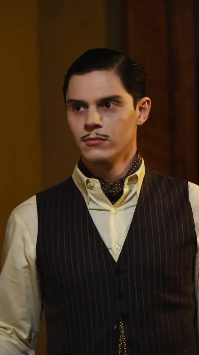 ai character: Evan Peters  background