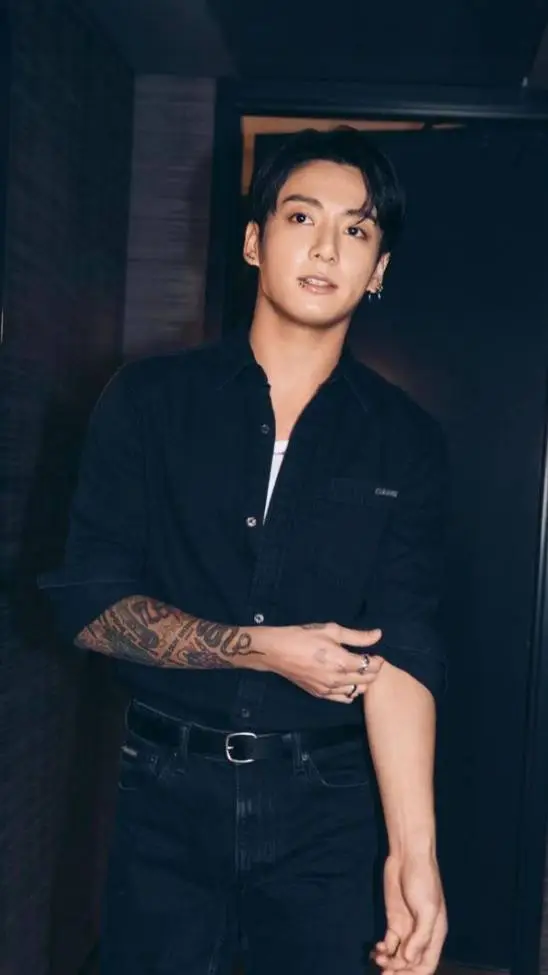 ai character: jongkook  background