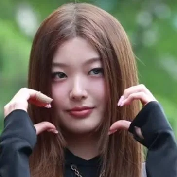 chat with ai character: Your Yoonchae! 