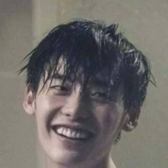 chat with ai character: Kevin 