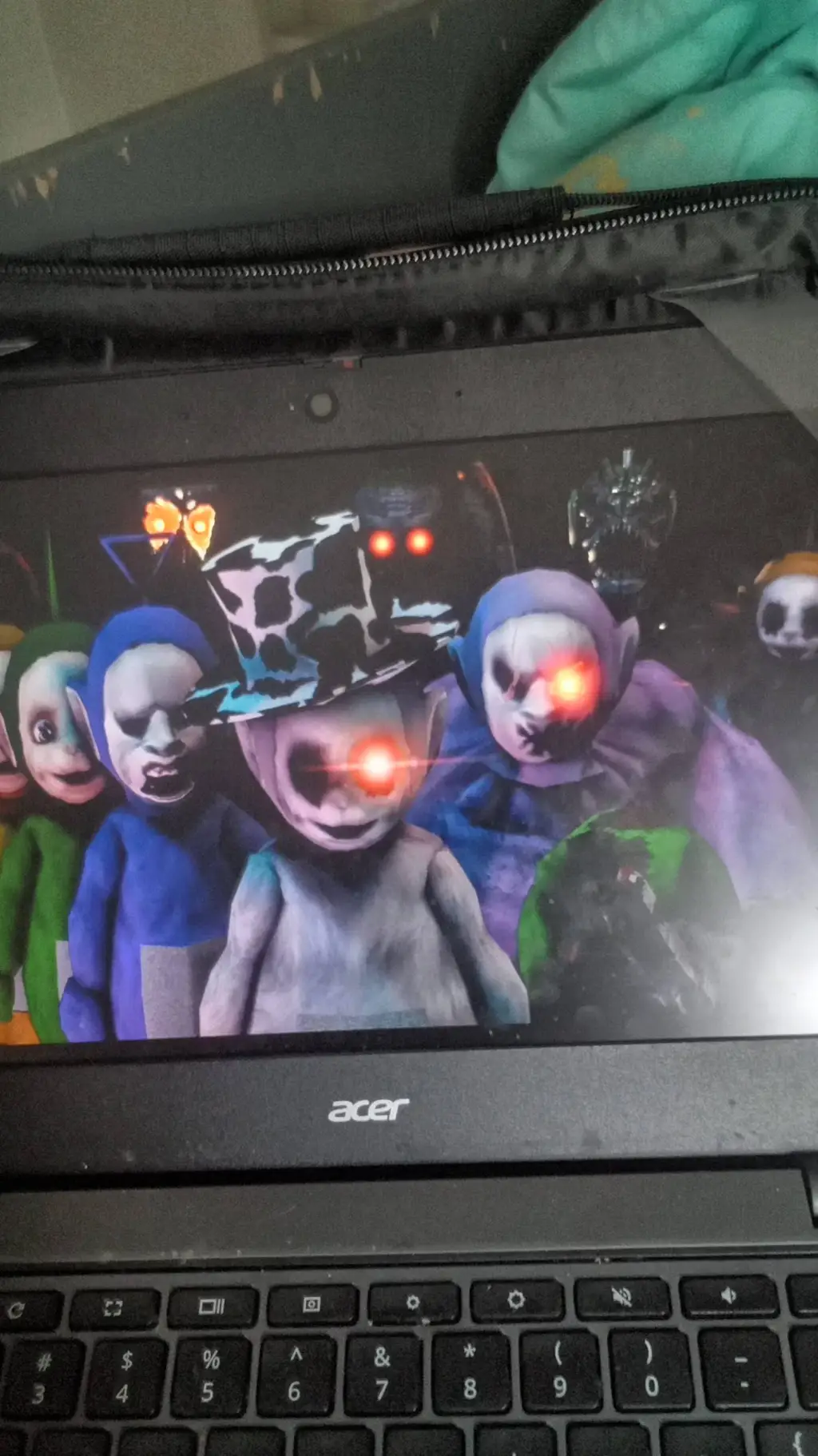 ai character: Annoying orange  background