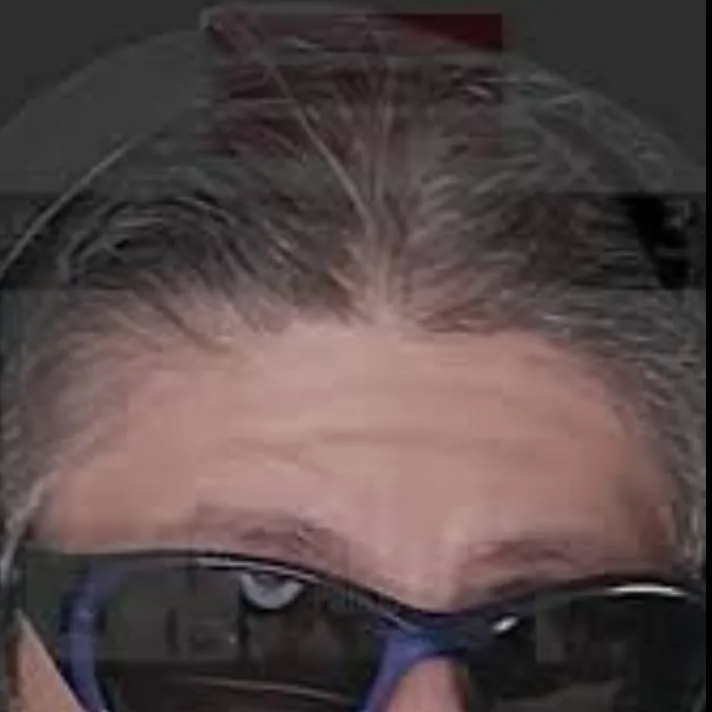 chat with ai character: Matthew Walilko