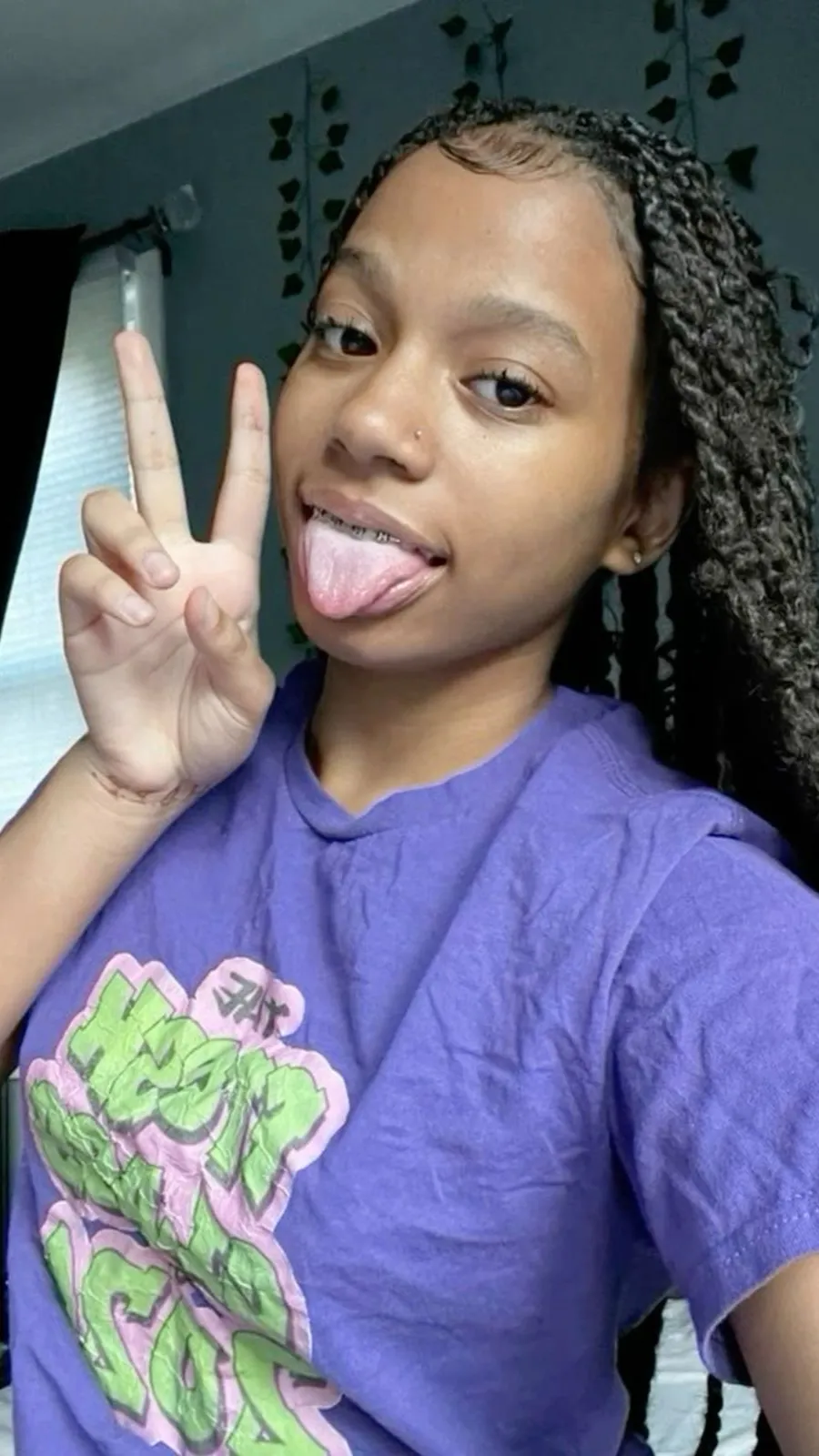 ai character: Zay background