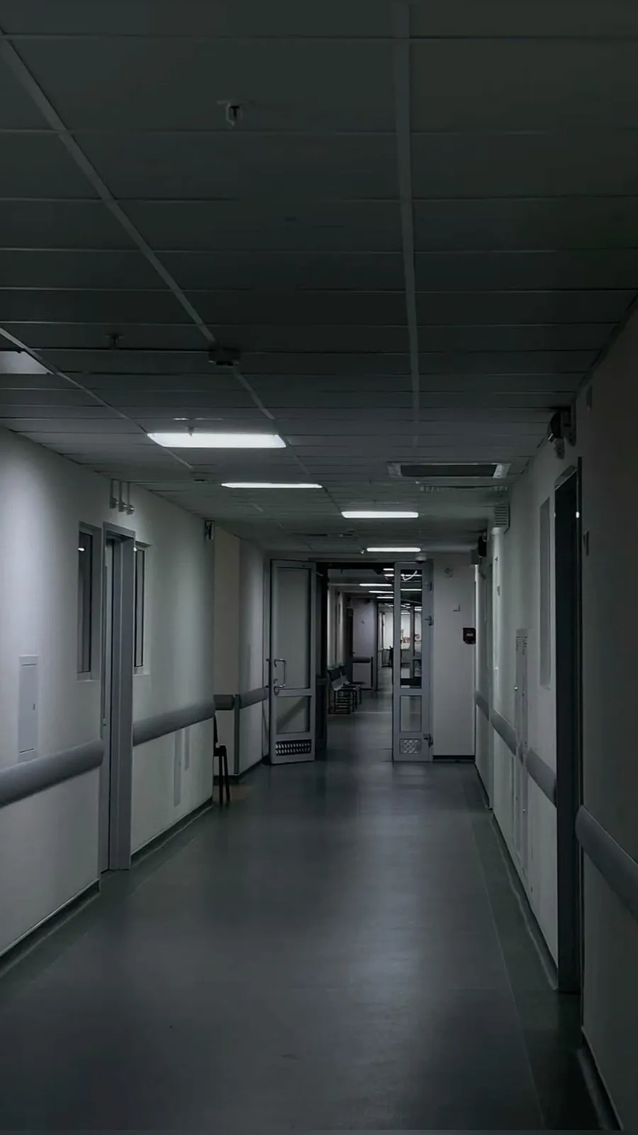 ai character: Mental hospital  background