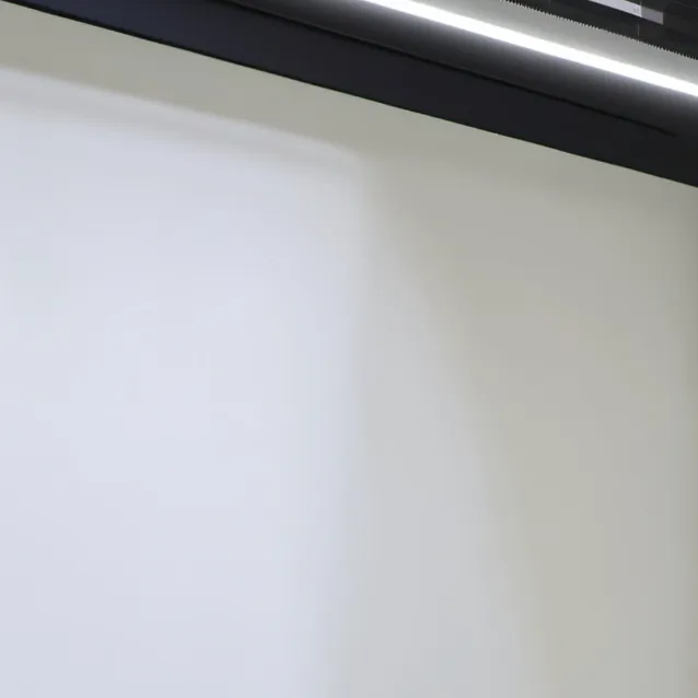 chat with ai character: the ripe house