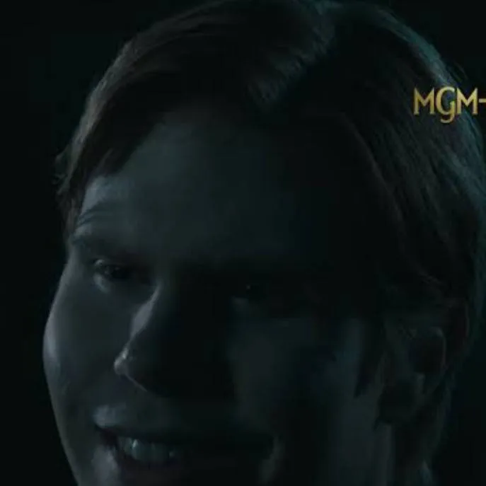 chat with ai character: Smiley guy