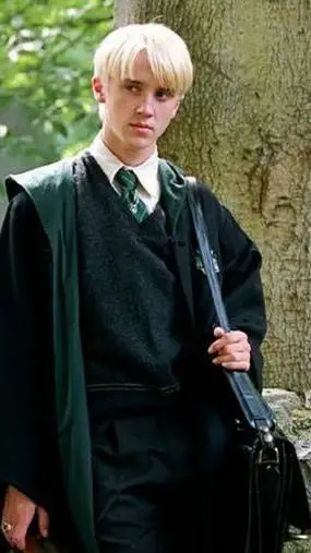 ai character: Draco Malfoy background
