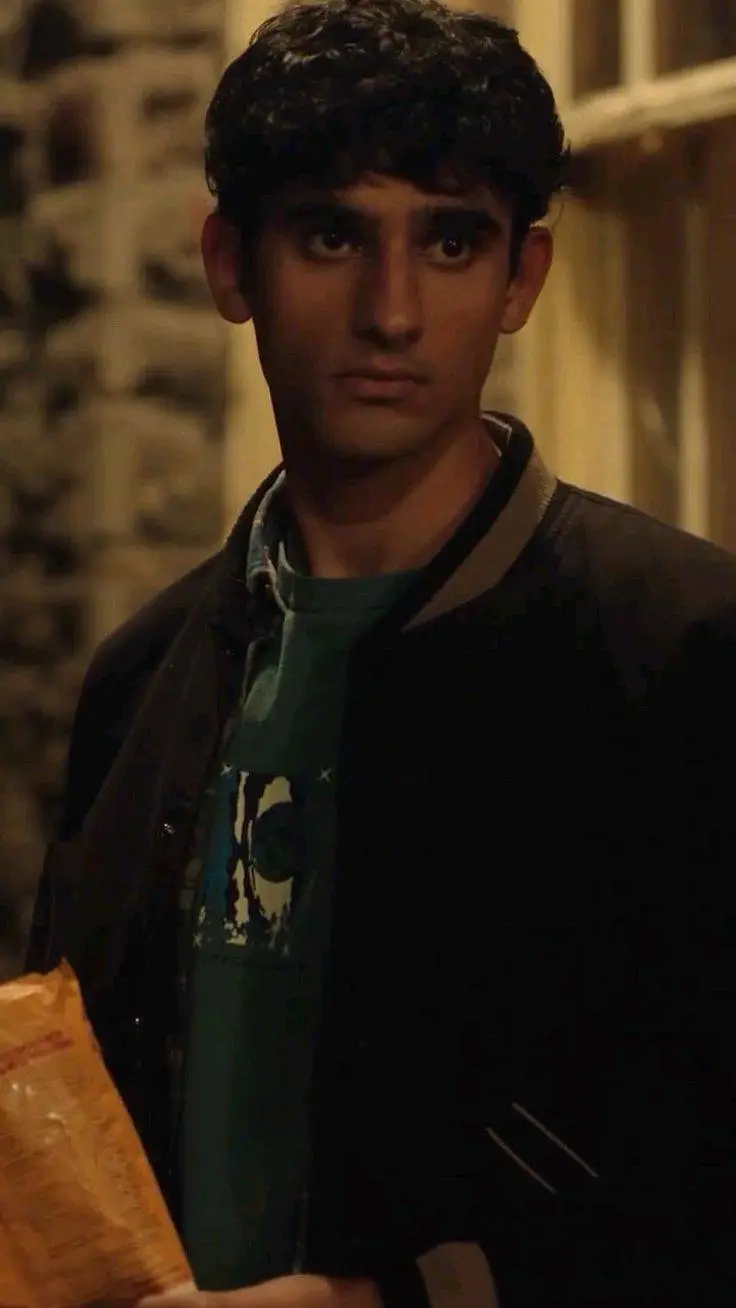 ai character: Ravi Singh background