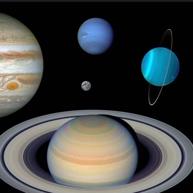 chat with ai character: solar system 3