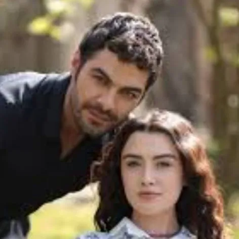chat with ai character: Halil zeynep firat