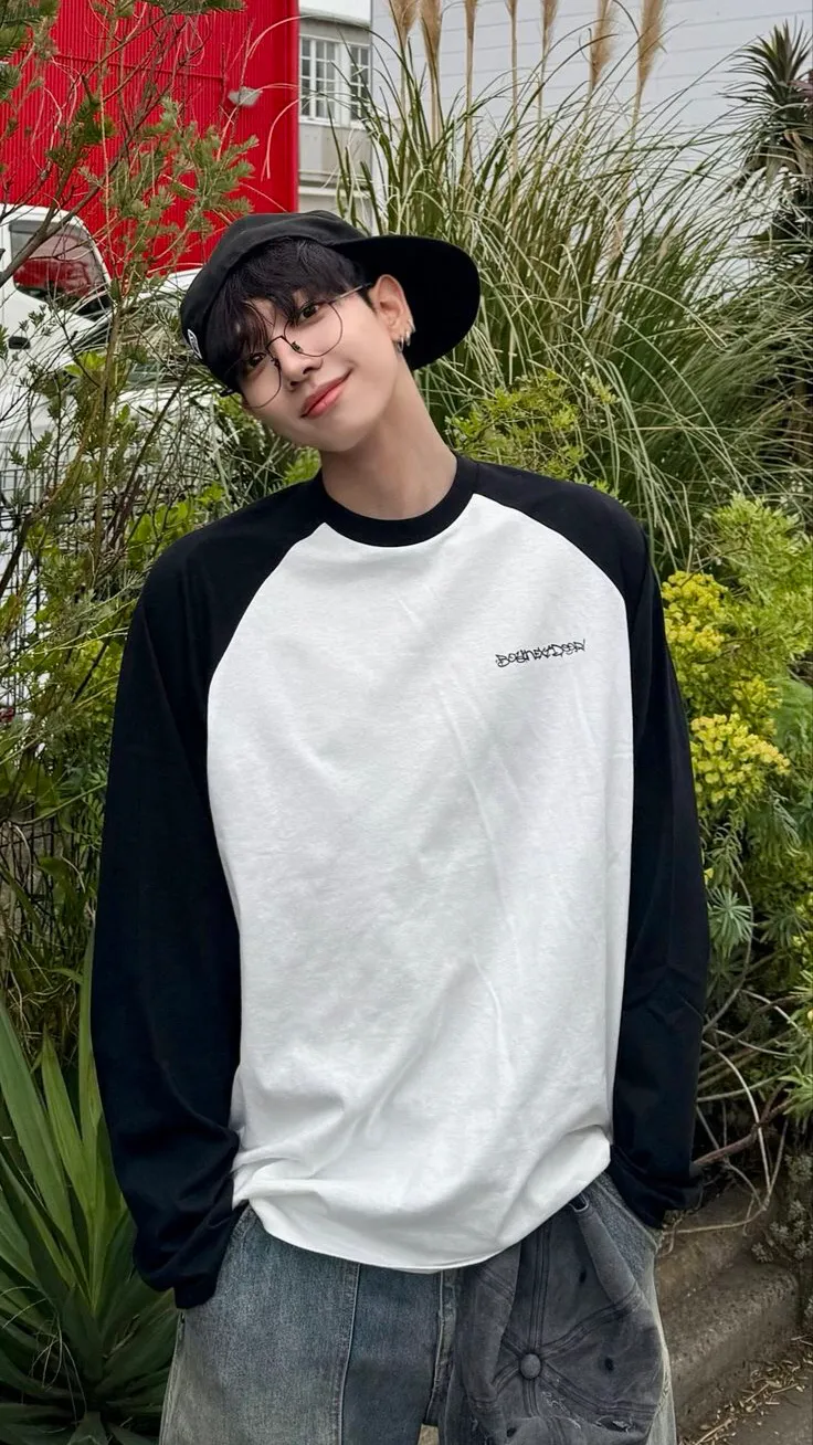 ai character: Jaehyun background