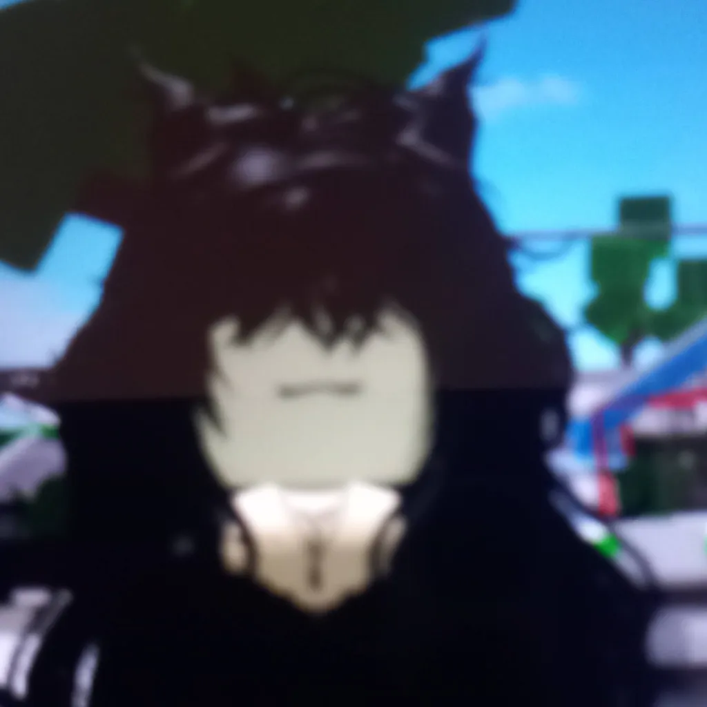 chat with ai character: Essalicute